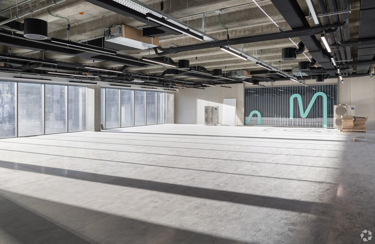 Calle de Méndez Álvaro, 61, Madrid, Madrid for lease Building Photo- Image 1 of 15