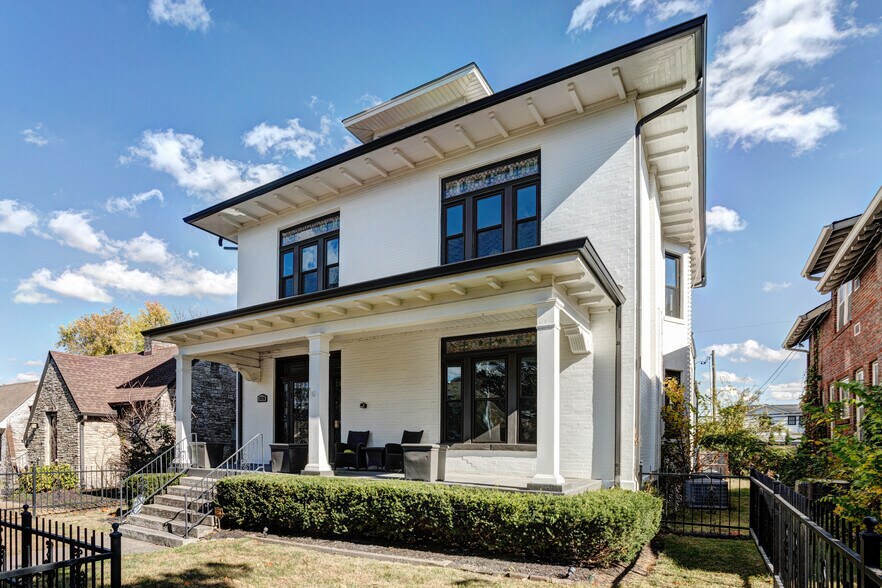 1610 16th Ave S, Nashville, TN à vendre - Photo du bâtiment - Image 2 de 8