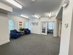 90 Wall St, Madison, CT for lease Interior Photo- Image 1 of 17