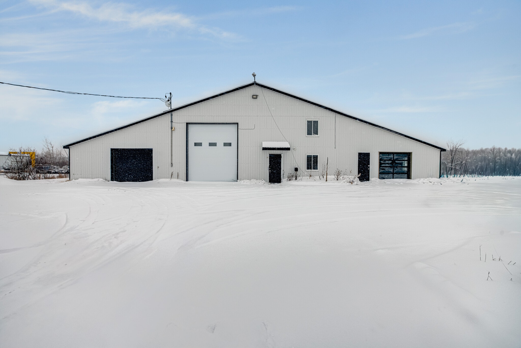 19 Terry Fox Dr, Vankleek Hill, ON for sale Primary Photo- Image 1 of 49