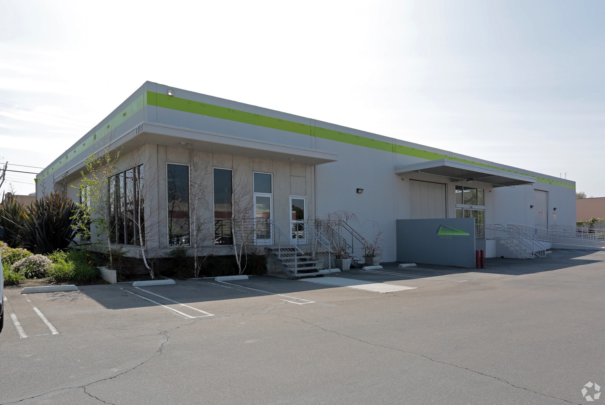 1202 McGaw Ave, Irvine, CA for lease Building Photo- Image 1 of 4