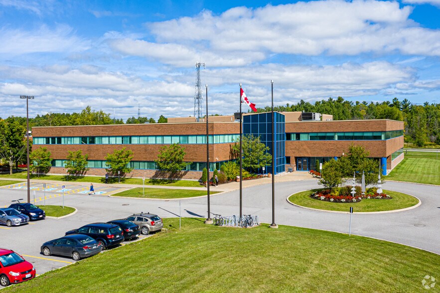 200 Boul De La Technologie, Gatineau, QC à vendre - Photo du bâtiment - Image 2 de 2
