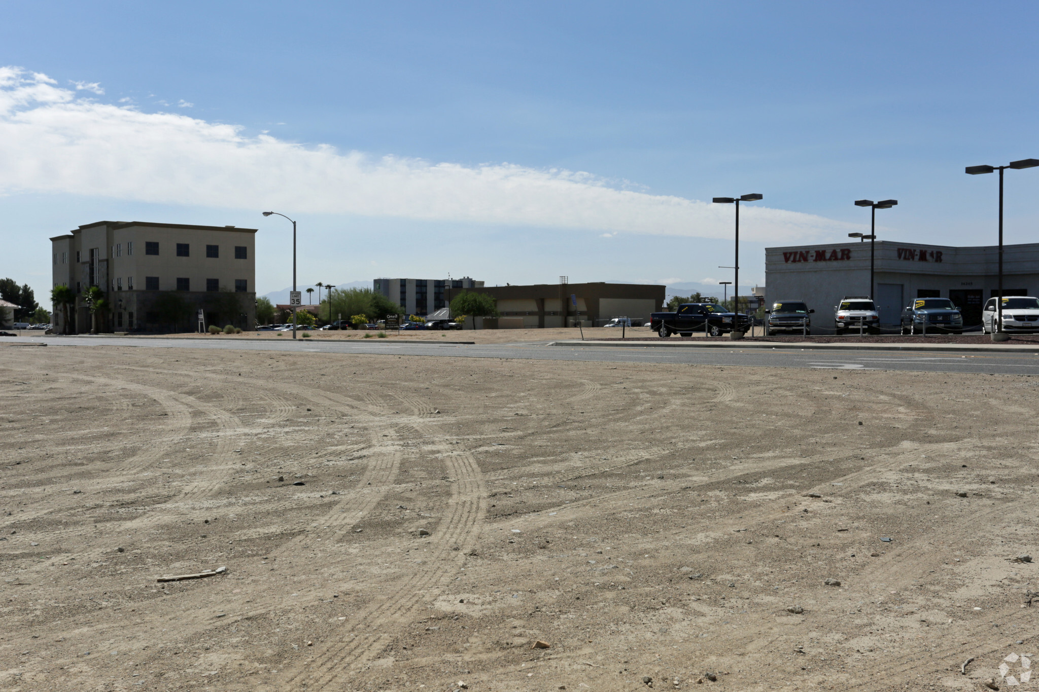 Civic Dr, Victorville, CA for sale Primary Photo- Image 1 of 1