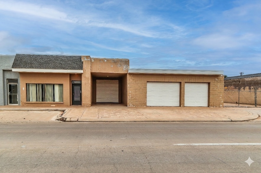 3209 34th St, Lubbock, TX for lease - Building Photo - Image 2 of 17