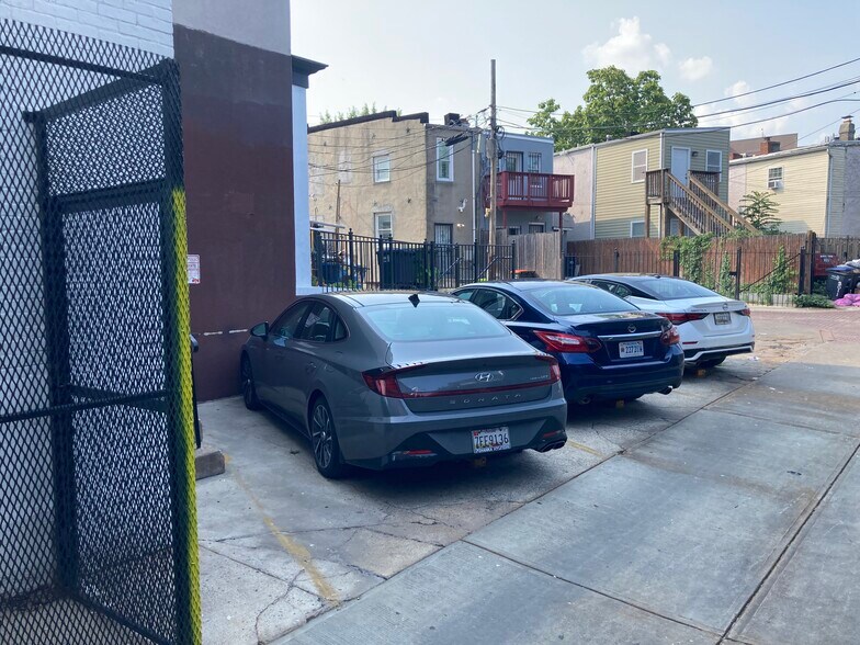 909 U St NW, Washington, DC à vendre - Photo du bâtiment - Image 2 de 15