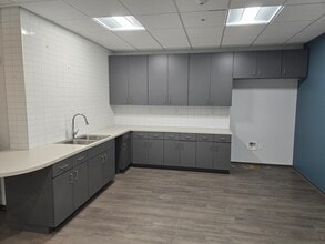28050 US Hwy 19 N, Clearwater, FL for lease Interior Photo- Image 2 of 12