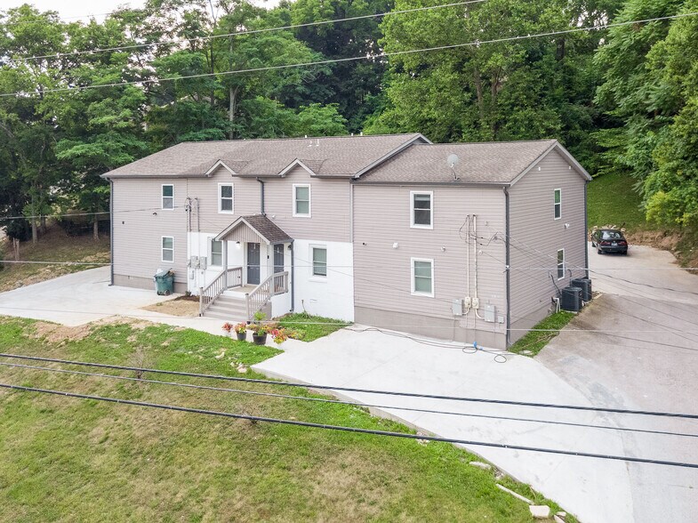 501 Cedarmont Dr, Antioch, TN à vendre - Photo du bâtiment - Image 2 de 61