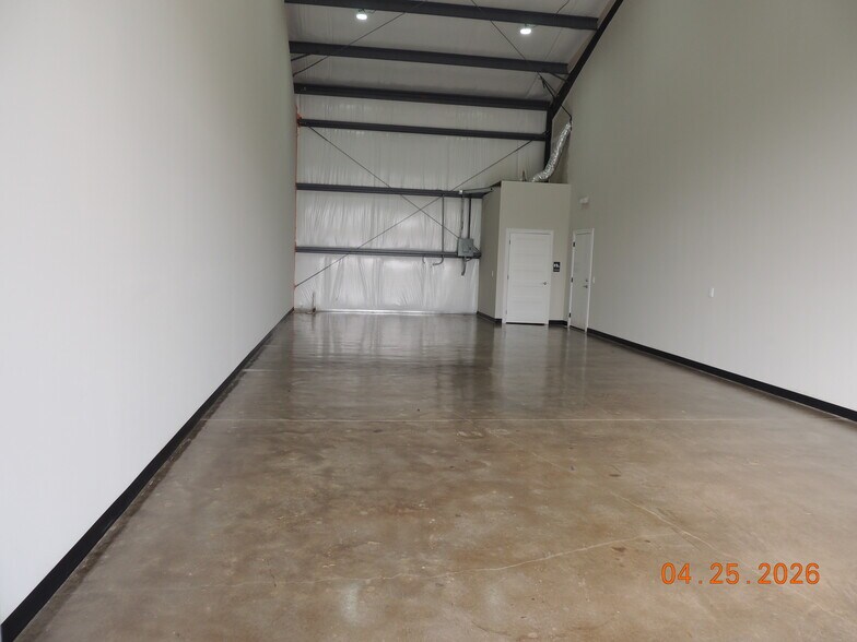 2309 Wade Cir S, Conroe, TX à louer - Photo du bâtiment - Image 3 de 22