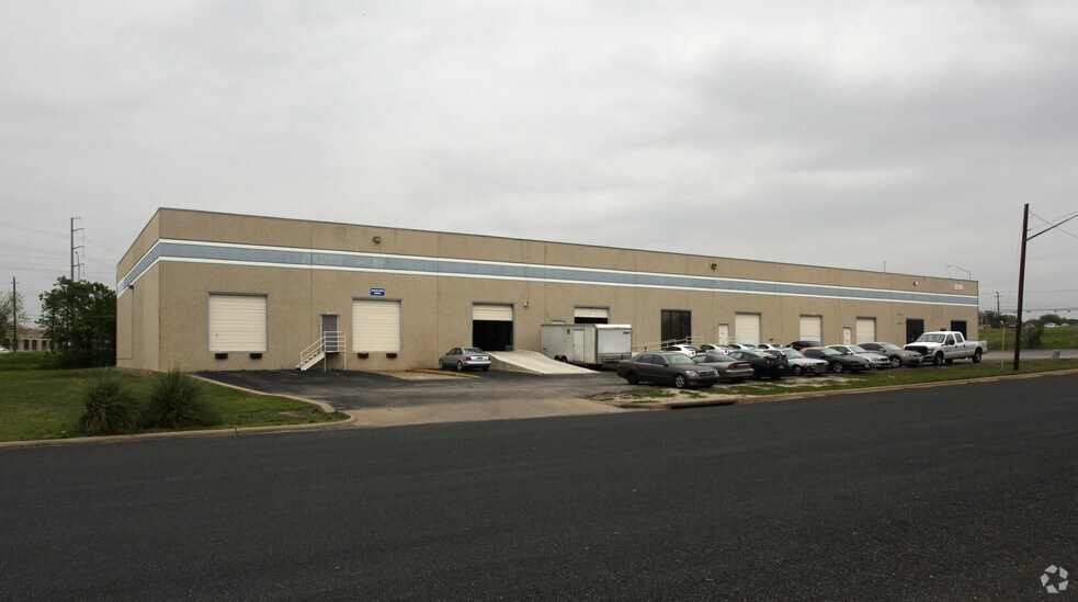 2310 Donley Dr, Austin, TX à louer - Photo principale - Image 1 de 2