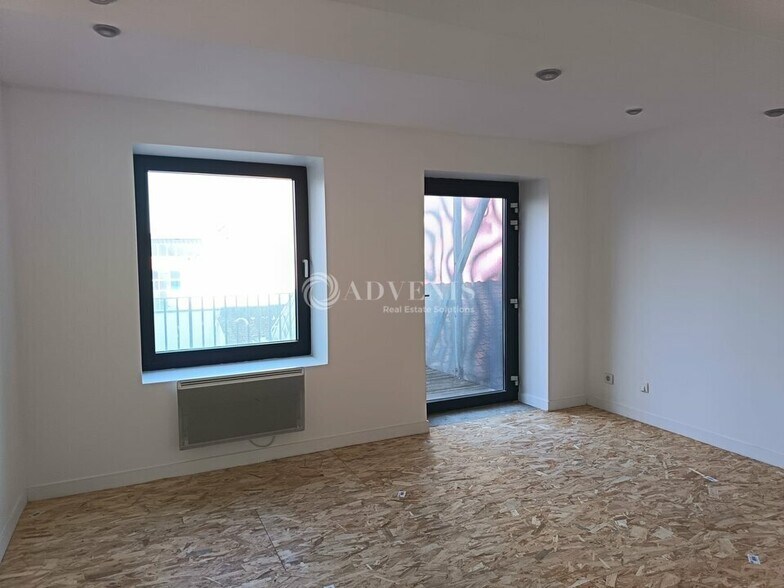 Office in Roubaix for sale - Interior Photo - Image 3 of 9