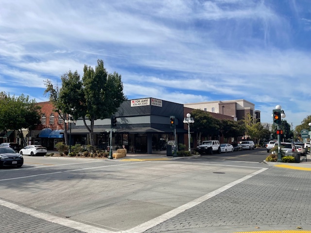 50-100 W Lemon Ave, Monrovia, CA for lease - Building Photo - Image 1 of 37