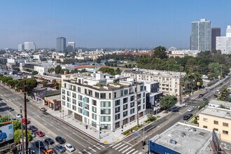 11701 Santa Monica Blvd, Los Angeles, CA - Aerial  map view