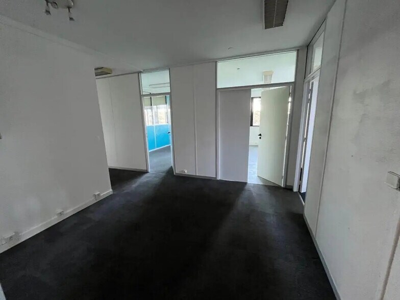 Bureau dans Orvault à louer - Photo du bâtiment - Image 2 de 6