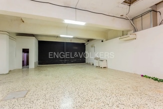 Plus de détails pour Multi-résidentiel à vendre