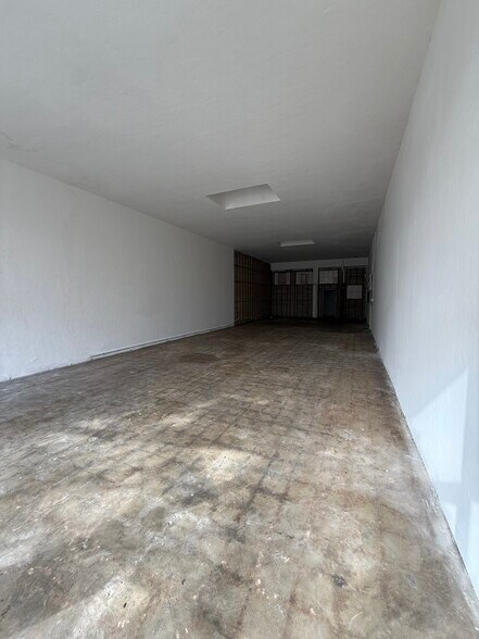 1156 San Carlos Ave, San Carlos, CA à louer - Photo du bâtiment - Image 3 de 10