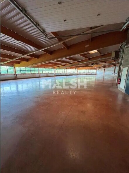 Bureau dans Ceyzériat à louer - Photo intérieure - Image 2 de 5