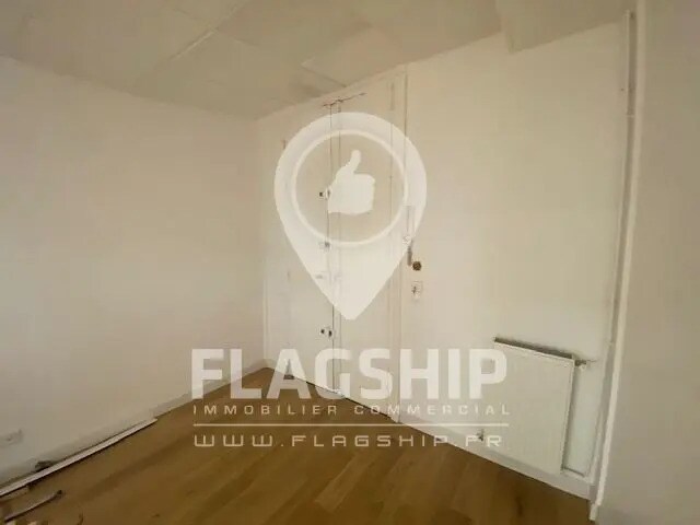 Bureau dans Paris à vendre - Photo du bâtiment - Image 3 de 7