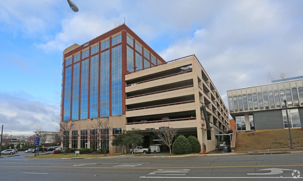 305 Church St, Huntsville, AL à louer - Photo du bâtiment - Image 2 de 4
