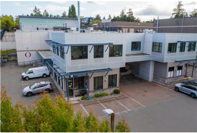 723 Vanalman Av, Victoria, BC for sale Primary Photo- Image 1 of 1