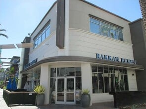 2201-2895 Park Ave, Tustin, CA for lease Building Photo- Image 1 of 1