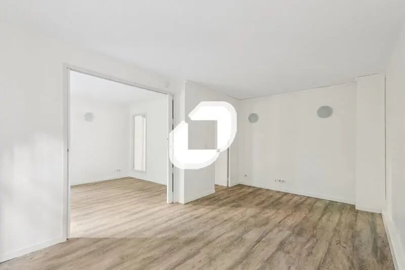 Bureau dans Versailles à louer - Photo intérieure - Image 1 de 14