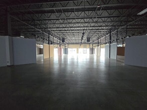 1574 N Dupont Hwy, Dover, DE for lease Interior Photo- Image 2 of 9