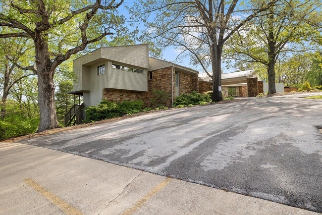 Plus de détails pour 381 W Guin Rd, Nixa, MO - Spécialité à vendre