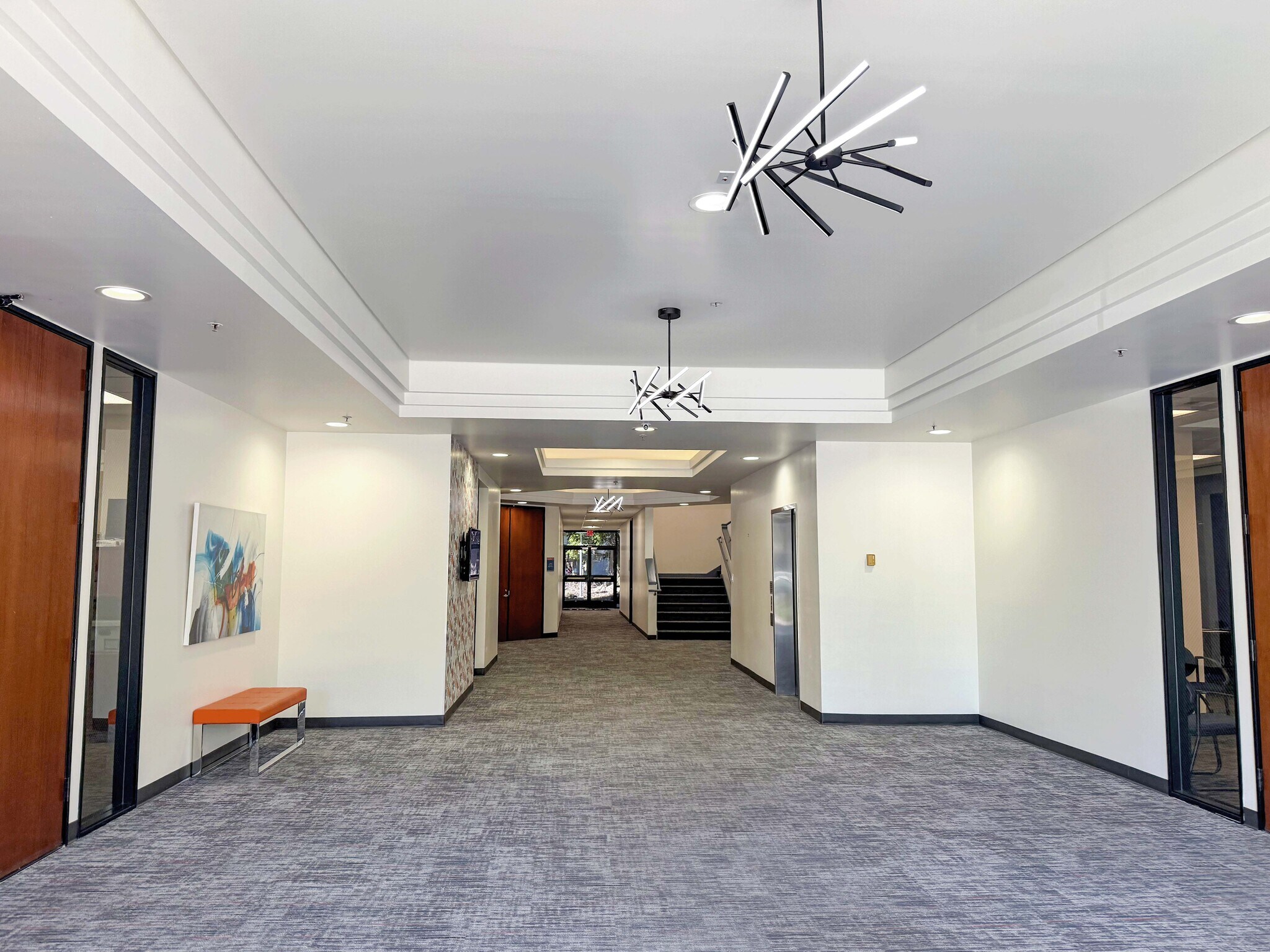 3841 N Freeway Blvd, Sacramento, CA for lease Interior Photo- Image 1 of 4