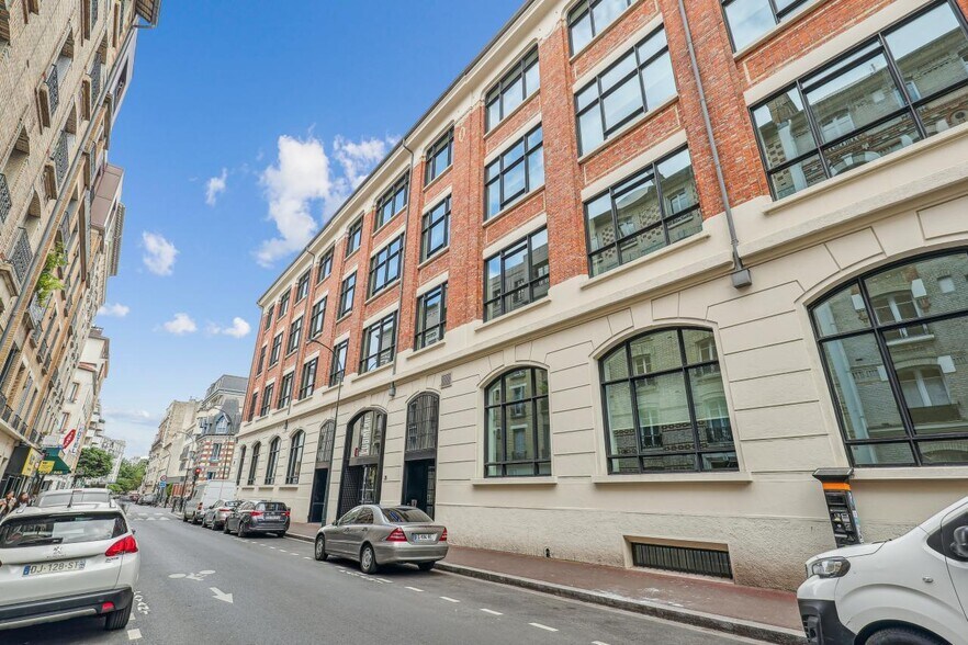 24-26 Rue Villeneuve, Clichy à louer - Photo du bâtiment - Image 2 de 15