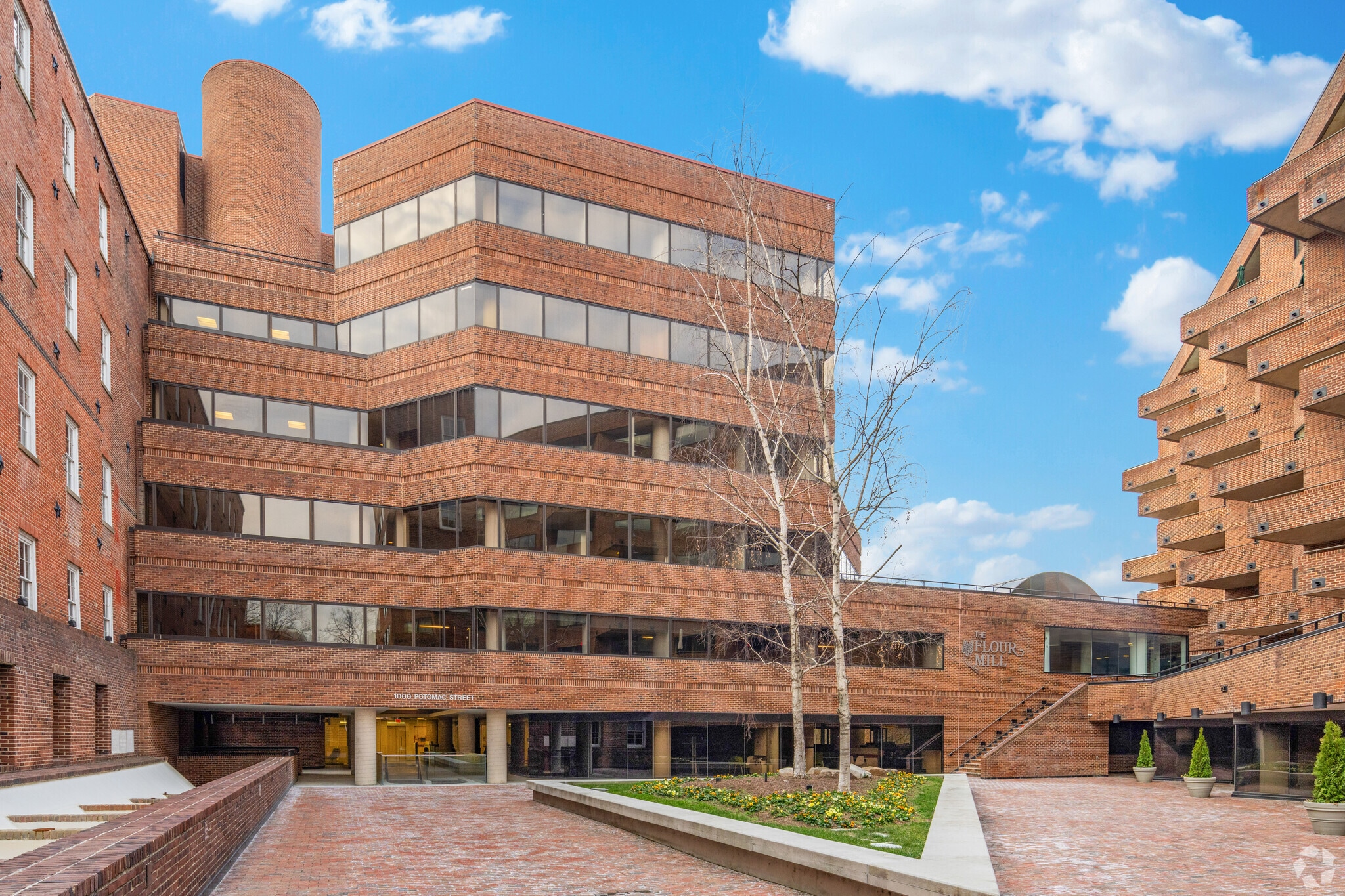 1000 Potomac St NW, Washington, DC for lease Primary Photo- Image 1 of 11