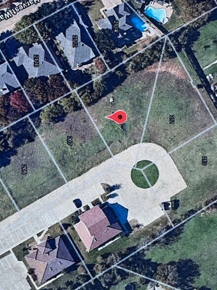 209 E Debbie Ln, Mansfield, TX à vendre - Photo du bâtiment - Image 3 de 12