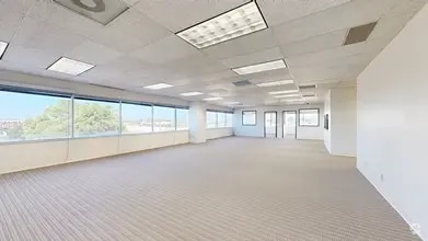 1112 E Copeland Rd, Arlington, TX à louer Numérisation 3D de Matterport- Image 1 de 7