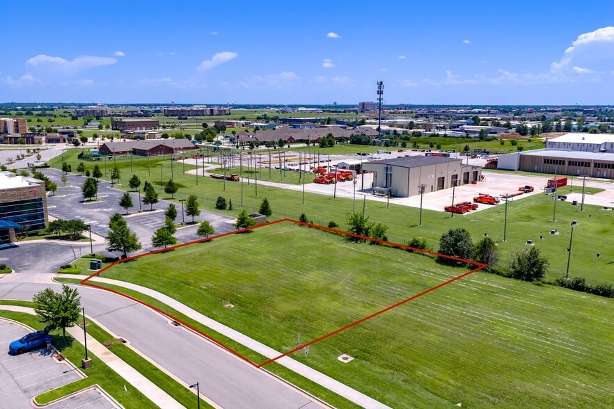 3480 RC Luttrell Dr, Norman, OK for sale - Building Photo - Image 3 of 22