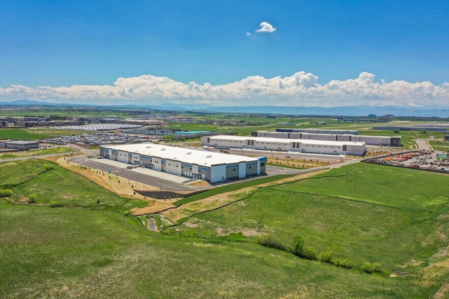 14353 E Otero Ave, Englewood, CO à louer - Photo du bâtiment - Image 3 de 6