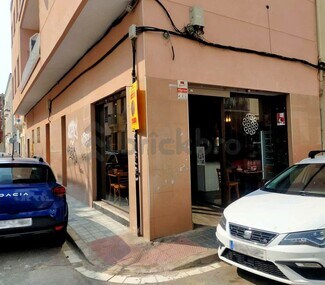 Plus de détails pour Multi-résidentiel à vendre