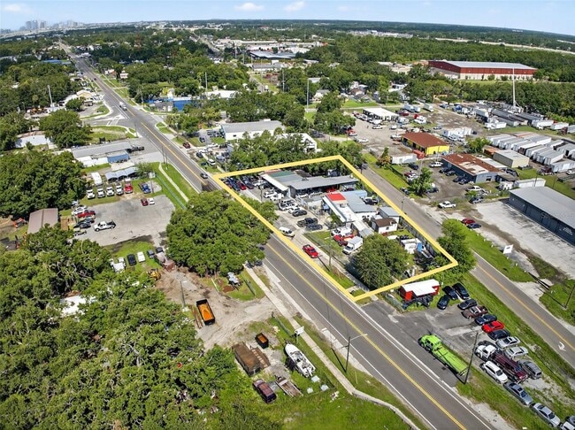 More details for 6220 E Broadway Ave, Tampa, FL - Retail for Sale