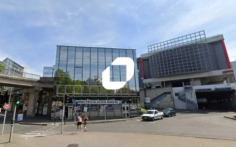 Office in Évry-Courcouronnes for lease Building Photo- Image 1 of 9