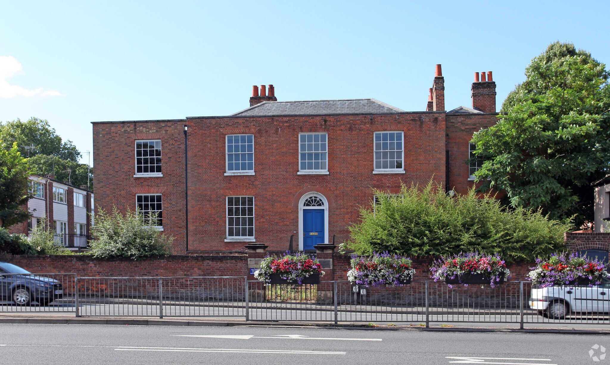 160 Bridge Rd, Maidenhead for sale Primary Photo- Image 1 of 7