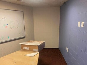 2455 W Grand Ave, Chicago, IL for lease Interior Photo- Image 2 of 3