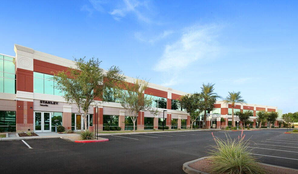1850 E Northrop Blvd, Chandler, AZ à louer - Photo du bâtiment - Image 3 de 3