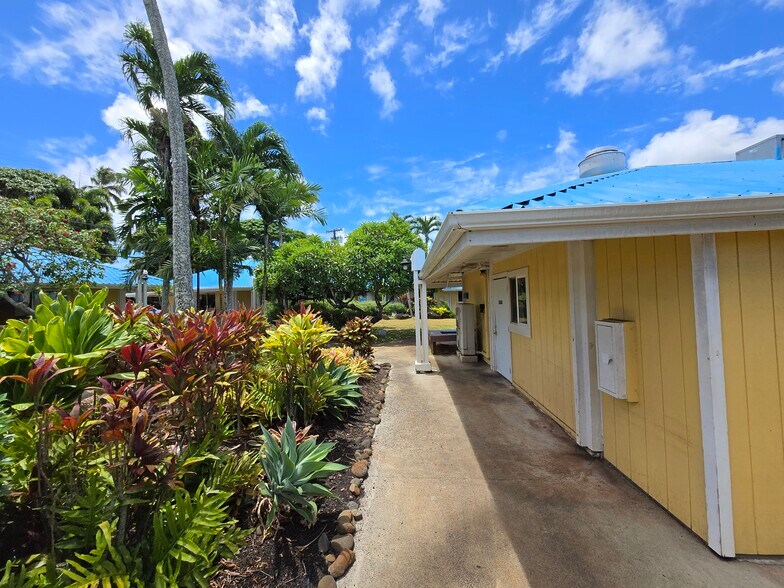 4-356 Kuhio Hwy, Kapaa, HI à louer - Photo du bâtiment - Image 3 de 16