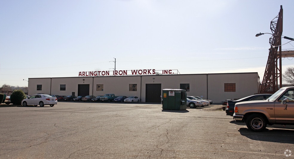 9129 Euclid Ave, Manassas, VA for lease - Primary Photo - Image 1 of 54