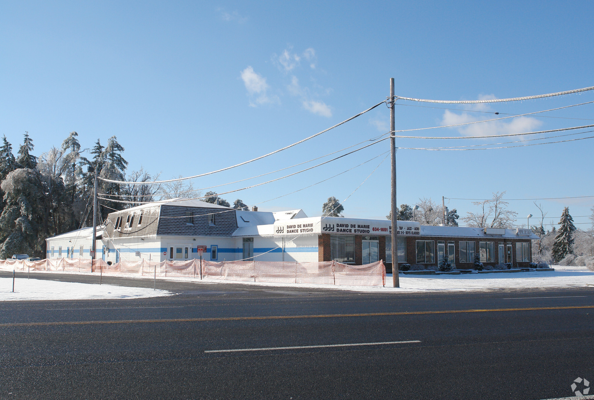 9135 Sheridan Dr, Clarence, NY for sale Primary Photo- Image 1 of 1