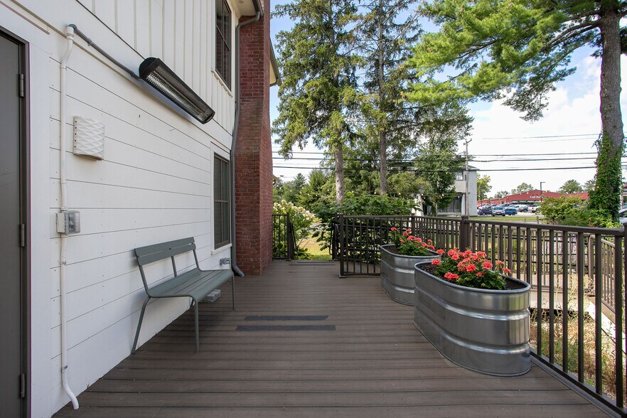 783 S Main St, Great Barrington, MA à vendre - Photo du bâtiment - Image 2 de 16