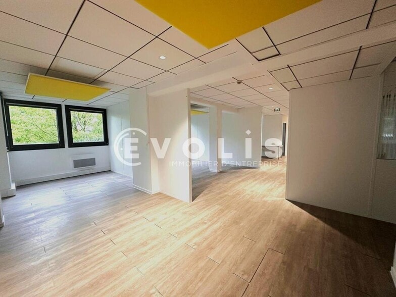 Bureau dans Montrouge à louer - Photo intérieure - Image 3 de 11