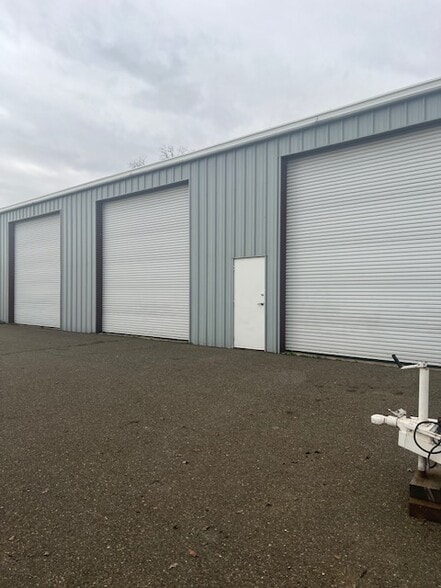 19886 Riverside Ave, Anderson, CA for sale - Building Photo - Image 2 of 13