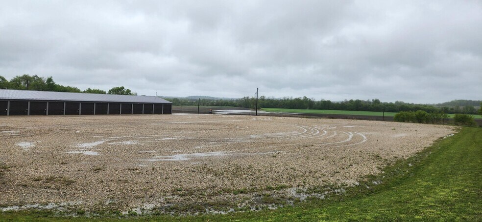 N1169 County Road V, Campbellsport, WI à vendre - Photo du bâtiment - Image 2 de 10