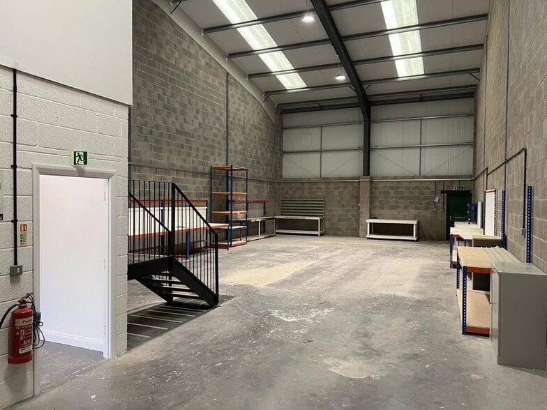 Station Rd, Westbury Sub Mendip for lease - Interior Photo - Image 2 of 16