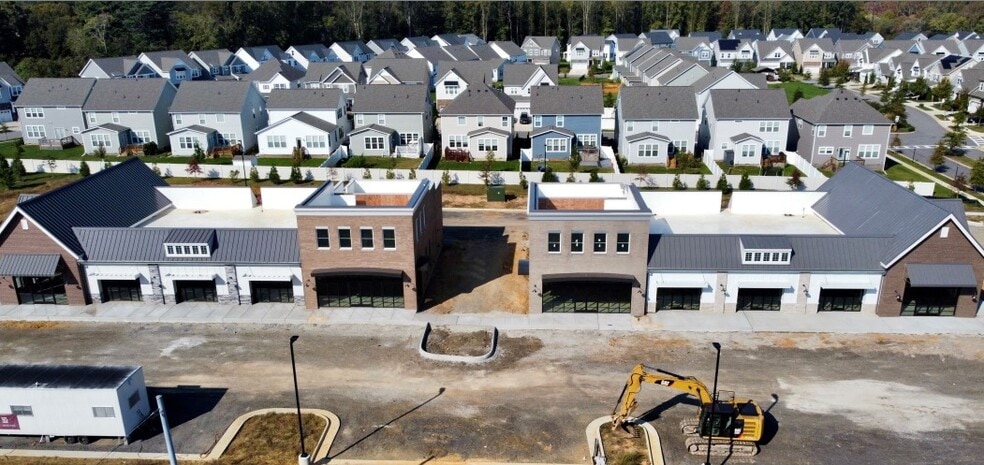 8101-8119 Chamberlayne Rd, Mechanicsville, VA for lease - Building Photo - Image 3 of 4