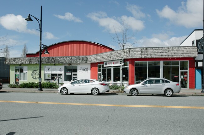 Plus de détails pour 5723 176 St, Surrey, BC - Commerce de détail à louer